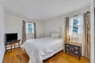 612 Vine St, Babylon, NY 11702 - Photo 21