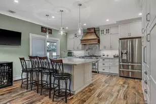 511 Devon Pl, West Islip, NY 11795 - Photo 5