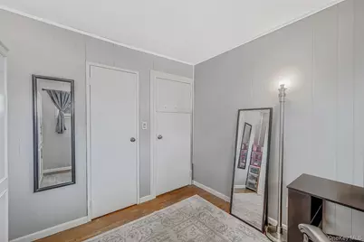 92 Rhode Island Avenue, Bay Shore, NY 11706 - Photo 17