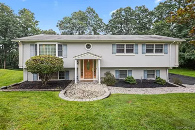 5 Newport Court, Suffern, NY 10901 - Photo 3