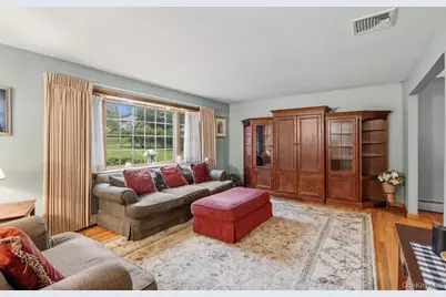 5 Newport Court, Suffern, NY 10901 - Photo 5