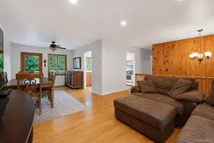 3 Larch Ct, Suffern, NY 10901 - Photo 7