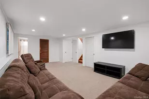 3 Larch Ct, Suffern, NY 10901 - Photo 25