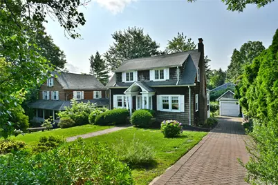 308 38th Road, Douglaston, NY 11363 - Photo 3