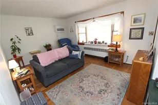 42 5th Ave S, Huntington Station, NY 11746 - Photo 3