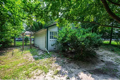 24 Thomas Road, Sound Beach, NY 11789 - Photo 23