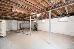 24 Thomas Rd, Sound Beach, NY 11789 - Photo 19
