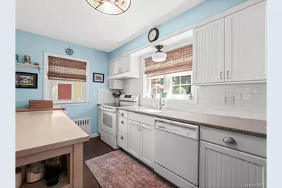 36 Francis Terrace, Glen Cove, NY 11542 - Photo 9