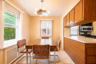 76-53 172nd St, Fresh Meadows, NY 11366 - Photo 9
