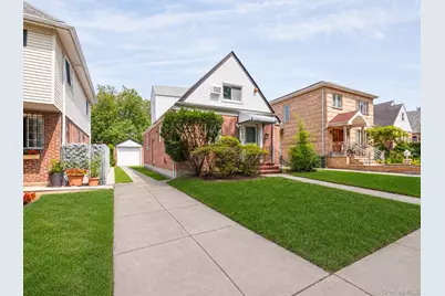 76-53 172nd Street, Fresh Meadows, NY 11366 - Photo 3