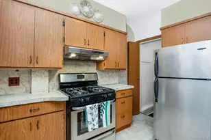 58-40 80th St, Middle Village, NY 11379 - Photo 13