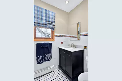 75 Maple Street, Roslyn Heights, NY 11577 - Photo 21