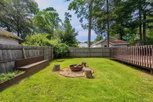 28 Roanoke Rd, Sound Beach, NY 11789 - Photo 5