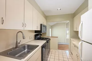 23 Rosebud Ave, Merrick, NY 11566 - Photo 9