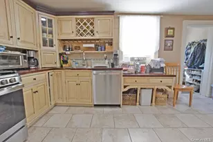 478 Marcy Ave, Riverhead, NY 11901 - Photo 27