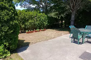 5127 Village Cir E, Manorville, NY 11949 - Photo 3