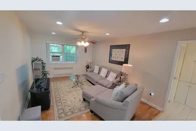 65-30 Grand Central Parkway #1, Forest Hills, NY 11375 - Photo 7