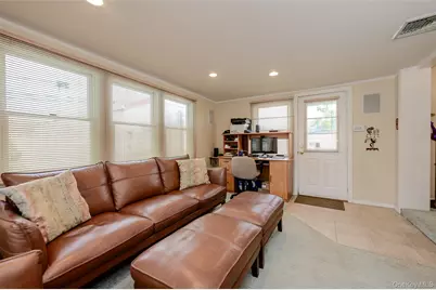 750 Durham Road, East Meadow, NY 11554 - Photo 9