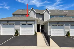 278 Silver Timber Dr, Yaphank, NY 11980 - Photo 3