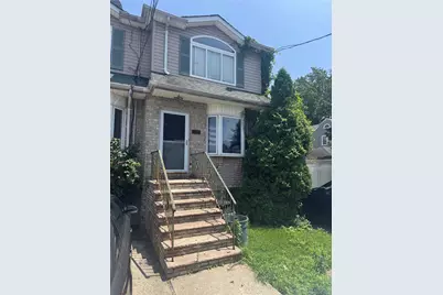 110 Lyceum Court, New York, NY 10310 - Photo 1
