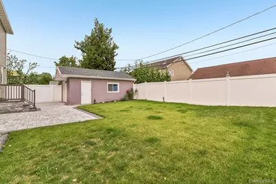 1063 Barrie Avenue, Wantagh, NY 11793 - Photo 29