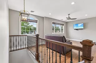 1063 Barrie Ave, Wantagh, NY 11793 - Photo 15