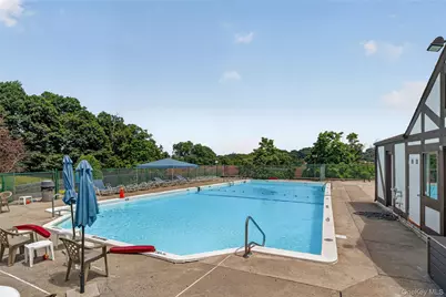 34 Buckingham Court, Pomona, NY 10970 - Photo 29
