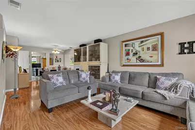 34 Buckingham Court, Pomona, NY 10970 - Photo 3