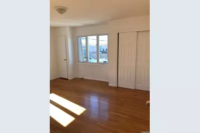 2 B Graywood Road #B, Port Washington, NY 11050 - Photo 5