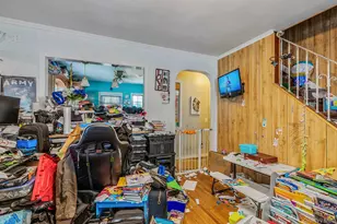 218 Venetian Blvd, Lindenhurst, NY 11757 - Photo 7