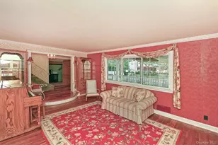 10 Linford Ln, Melville, NY 11747 - Photo 11