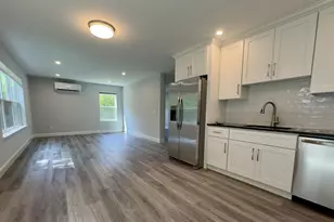 25 Walnut St, Coram, NY 11727 - Photo 13
