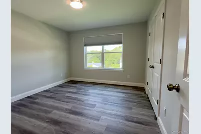 25 Walnut Street, Coram, NY 11727 - Photo 11