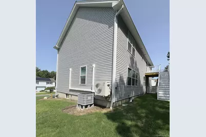 25 Walnut Street, Coram, NY 11727 - Photo 21