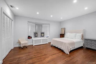 15 Parkwold Drive W, Valley Stream, NY 11580 - Photo 11
