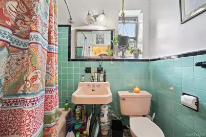 2745 Woodhull Avenue, Bronx, NY 10469 - Photo 25