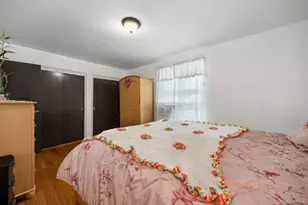 2745 Woodhull Ave, Bronx, NY 10469 - Photo 17