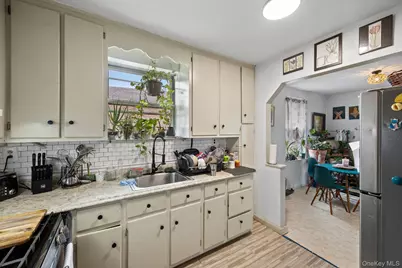 2745 Woodhull Avenue, Bronx, NY 10469 - Photo 23