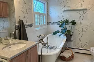 263 Charles Ave, Massapequa Park, NY 11762 - Photo 37
