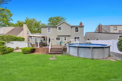 263 Charles Avenue, Massapequa Park, NY 11762 - Photo 7