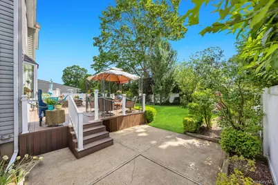 263 Charles Avenue, Massapequa Park, NY 11762 - Photo 5