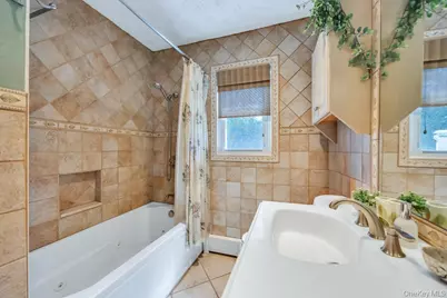 263 Charles Avenue, Massapequa Park, NY 11762 - Photo 31