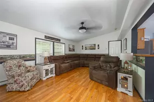 142 Mill St, Wallkill, NY 12589 - Photo 7