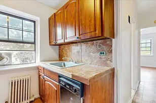 144-15 78th Rd, Kew Gardens, NY 11367 - Photo 9