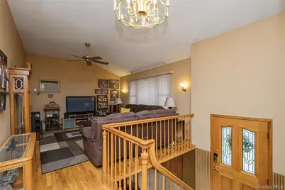 26 Dartmouth Drive, Deer Park, NY 11729 - Photo 9