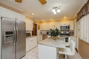 26 Dartmouth Dr, Deer Park, NY 11729 - Photo 3