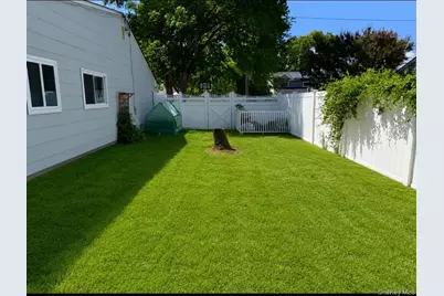 65 Biscayne Drive, Selden, NY 11784 - Photo 17