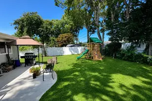 65 Biscayne Dr, Selden, NY 11784 - Photo 15