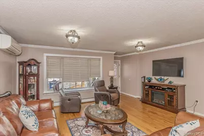 10752 Remington Street, Jamaica, NY 11435 - Photo 5