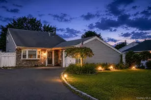 12 Handy Ln, Medford, NY 11763 - Photo 3